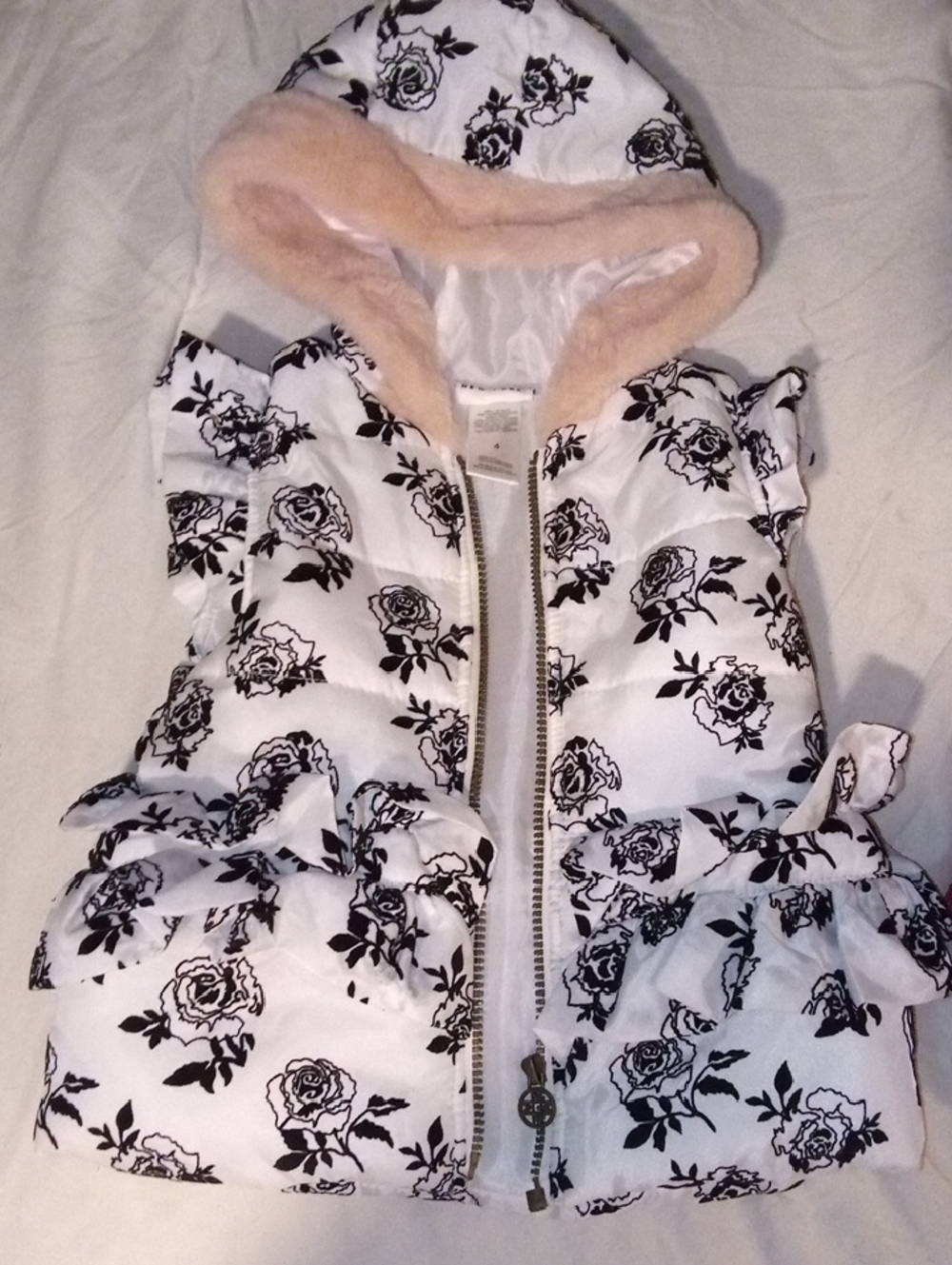 Nicole Miller White Floral Puffer Vest with Pink Faux-Fur Hood Trim